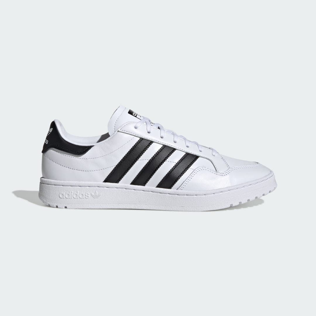 Adidas Team Court