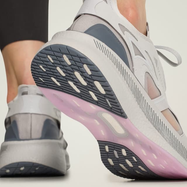 Adidas Ultraboost 5 adidas by Stella McCartney