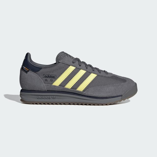 Adidas SL