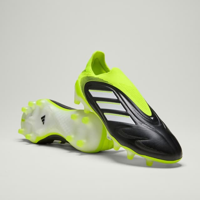 Adidas sin cordones para césped natural seco Copa Pure 3 Elite